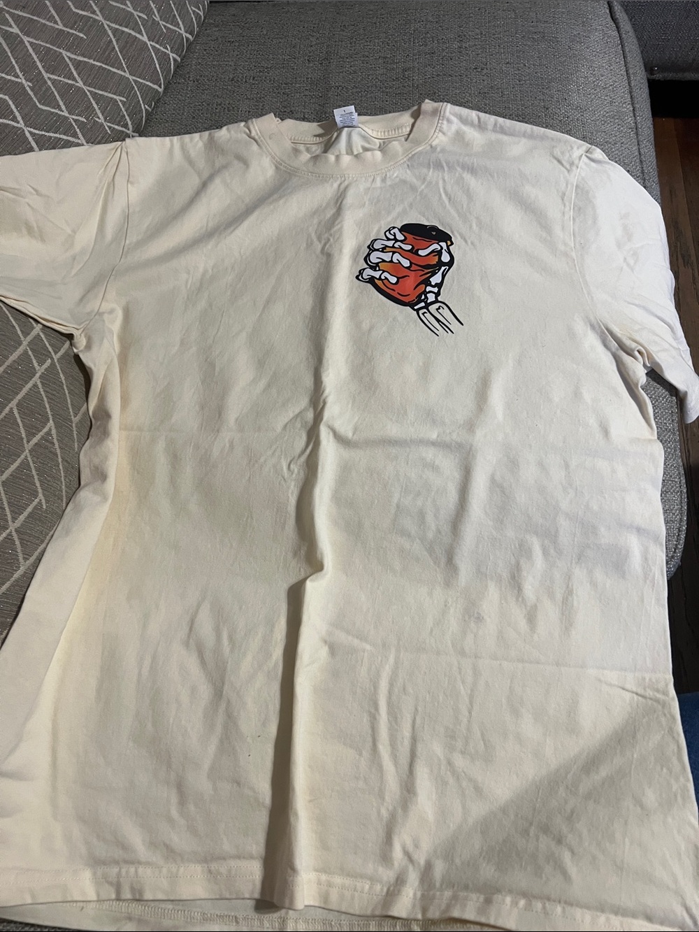 Source Unknown Cream Short Sleeve Tee with Red and Black Hand Graphic
